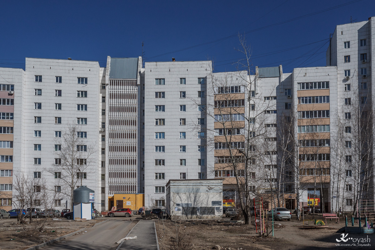 Казань, Улица Гаврилова, 4 (подъезд 2); Улица Гаврилова, 4 (подъезд 1)