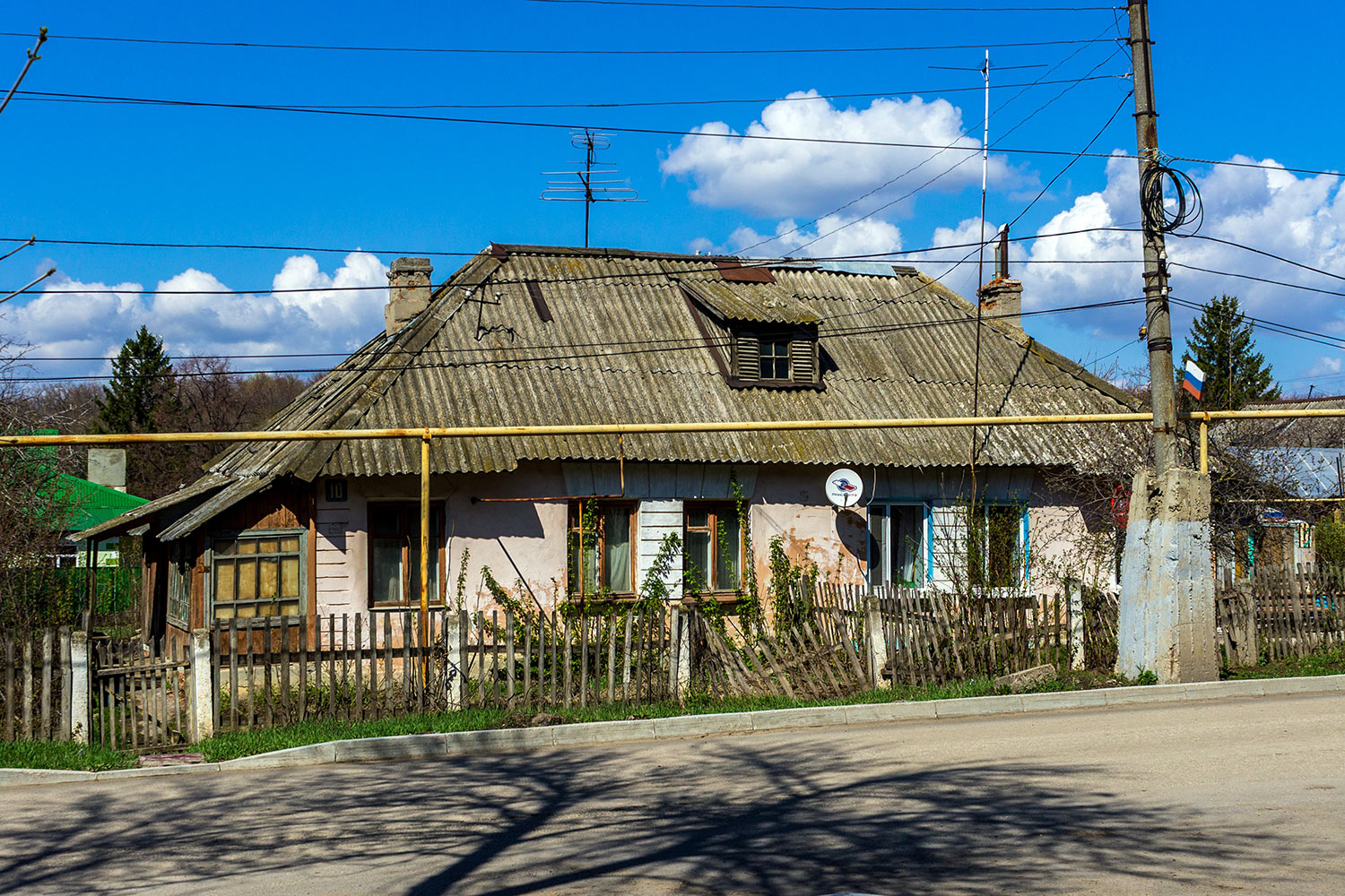 Novosemeykino, Рудничная улица, 10