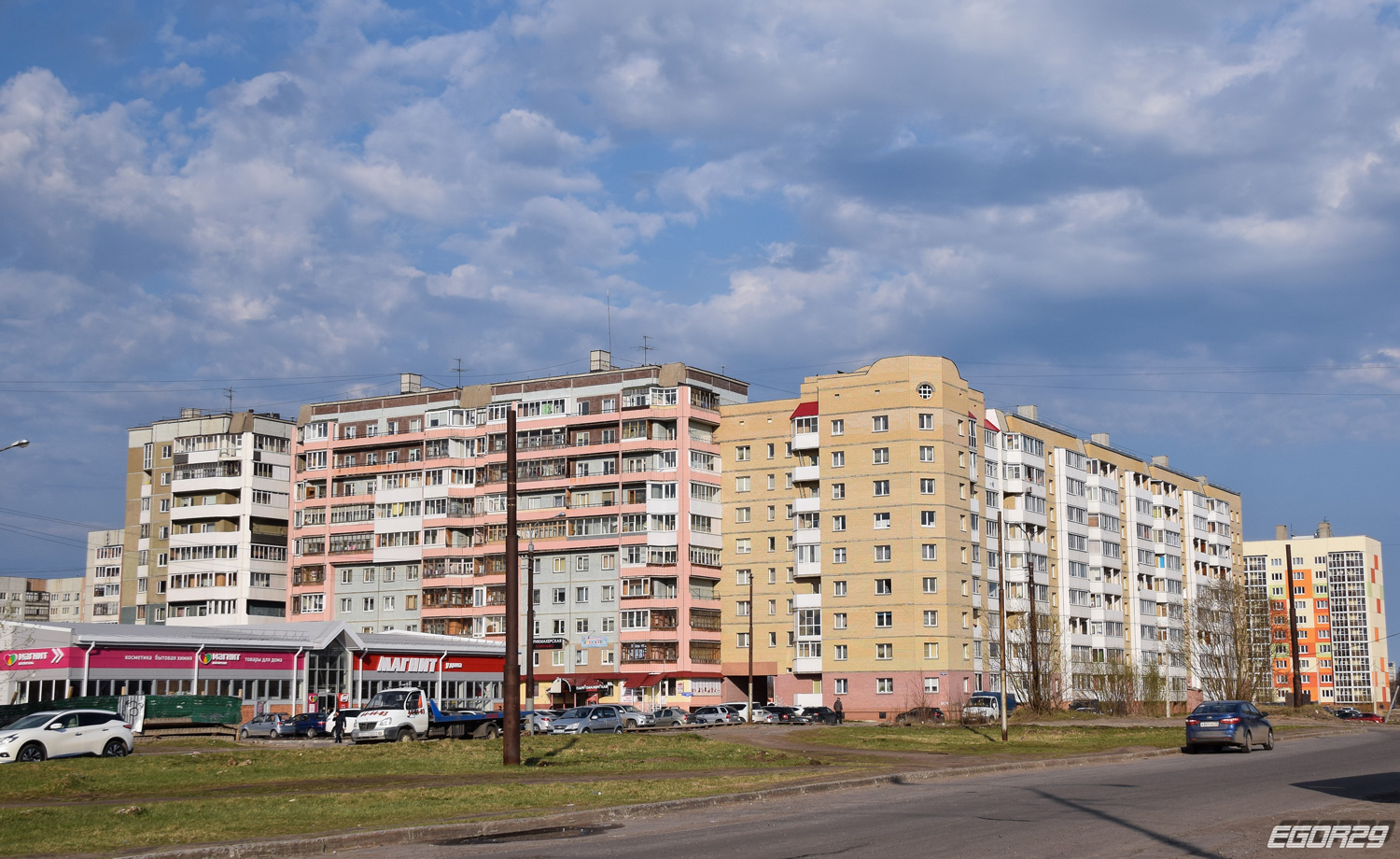 Archangielsk, Улица Прокопия Галушина, 24 корп. 1; Московский проспект, 55