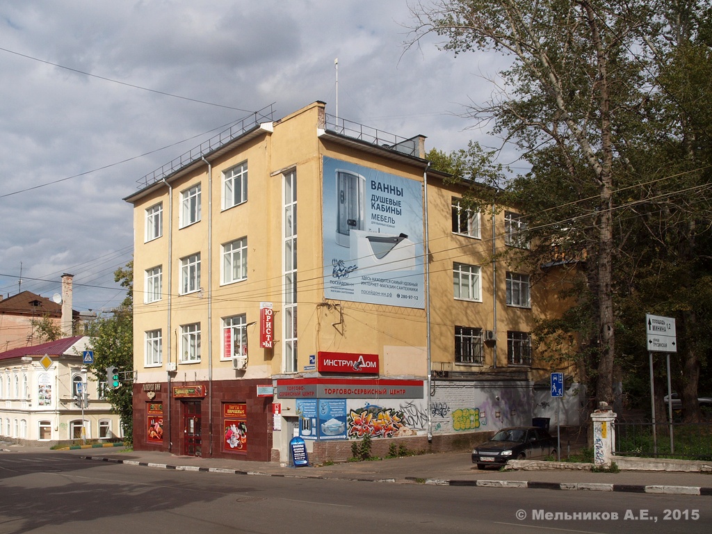 Nizhny Novgorod, Алексеевская улица, 24 / Грузинская улица, 27