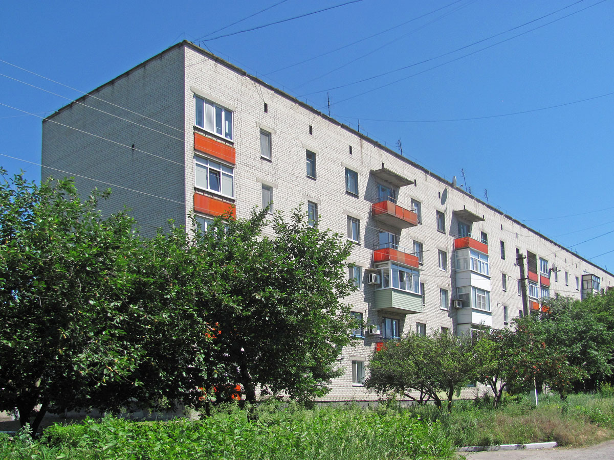 Lysychans'k, Novodruzhes'k, Улица Будённого, 121А