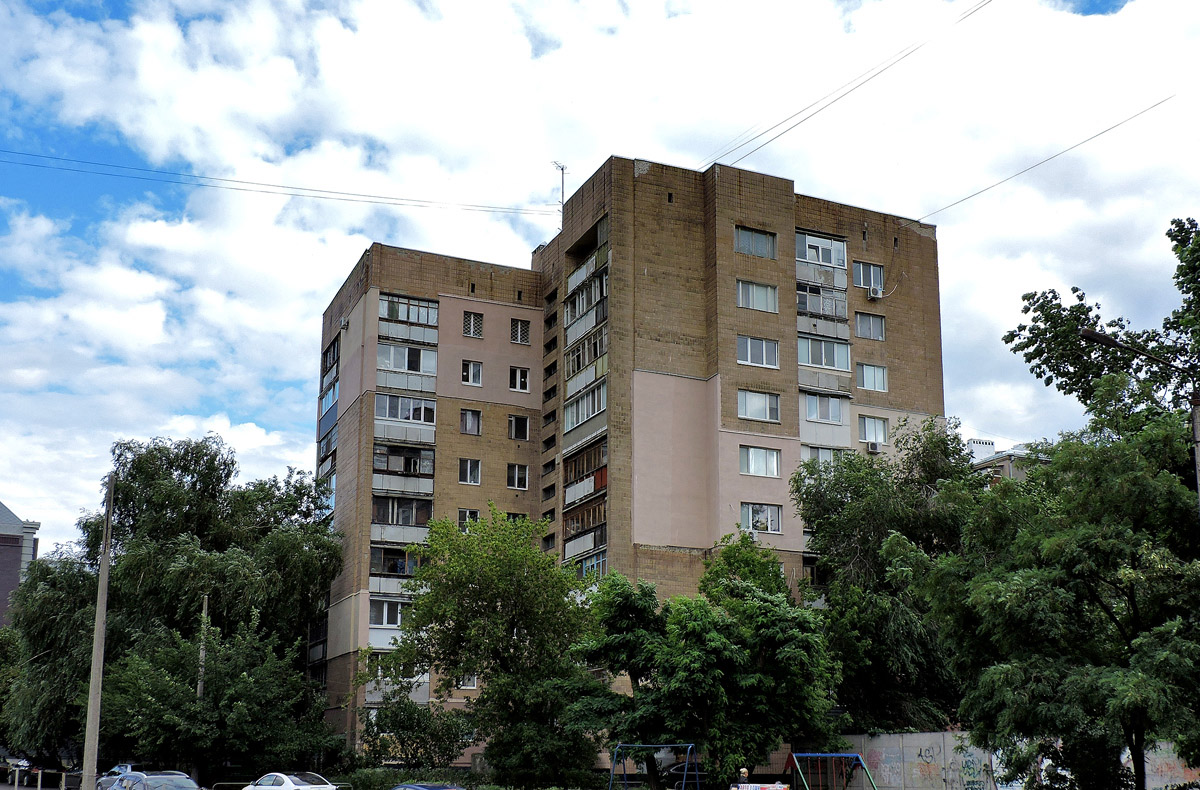 Kharkov, Улица Культуры, 10А