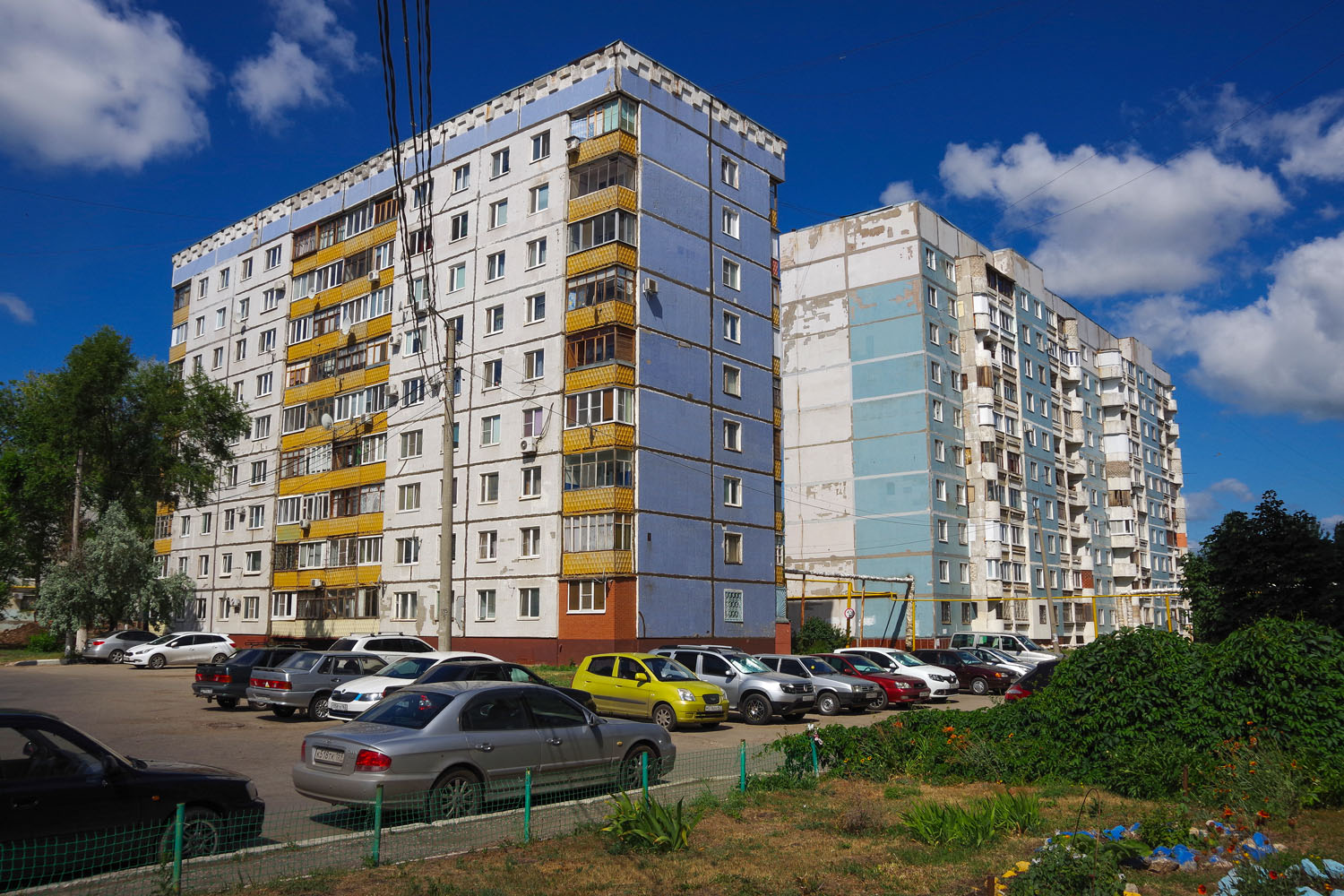 Novokuybyshevsk, Улица Строителей, 13А; Улица Строителей, 15А