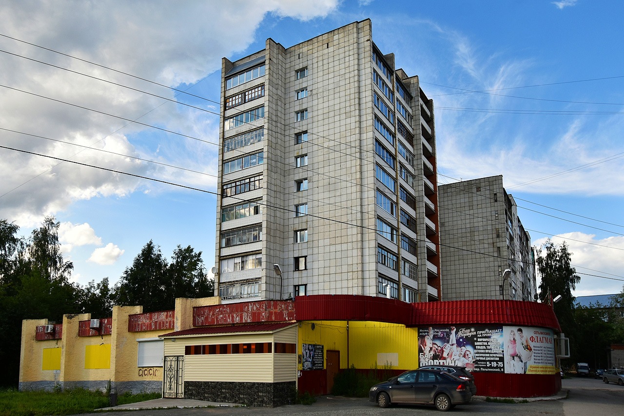 Krasnokamsk, Пальтинский переулок, 8; Пальтинский переулок, 6