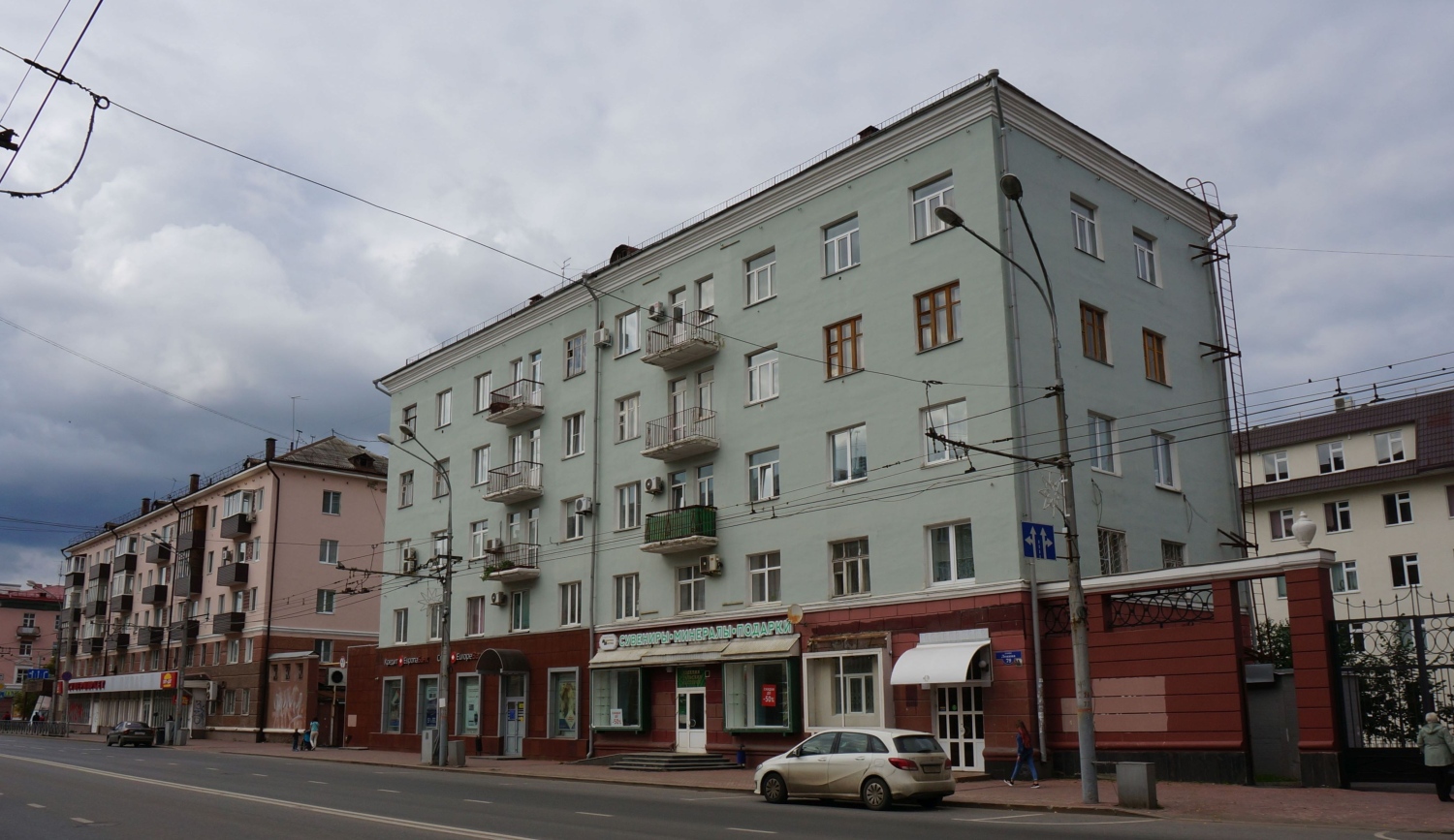 Пермь, Улица Ленина, 81; Улица Ленина, 79