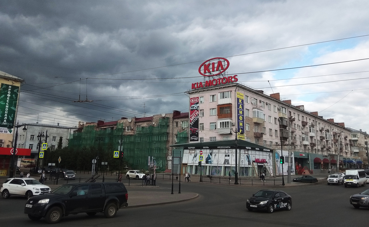 Омск, Ленинградская площадь, 3; Улица Ленина, 47