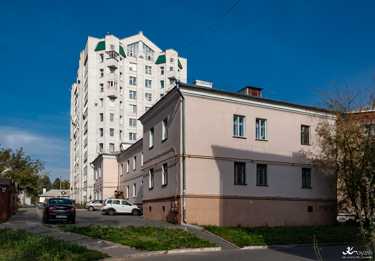 Kazan, Улица Академика Губкина, 40А; Улица Академика Губкина, 20