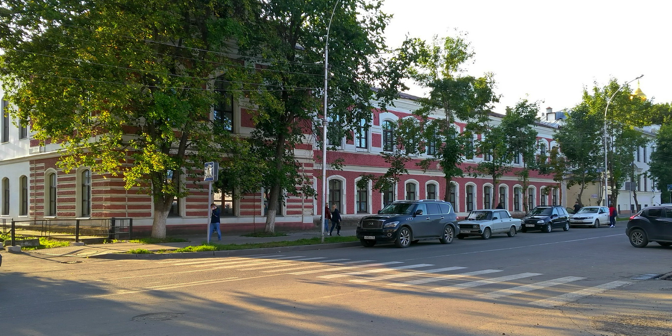 Vologda, Улица Батюшкова, 2