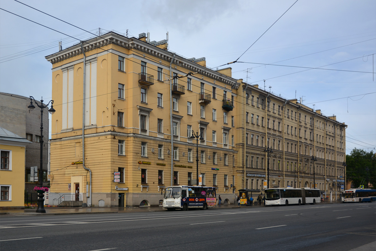 Saint Petersburg, Невский проспект, 173; Невский проспект, 175