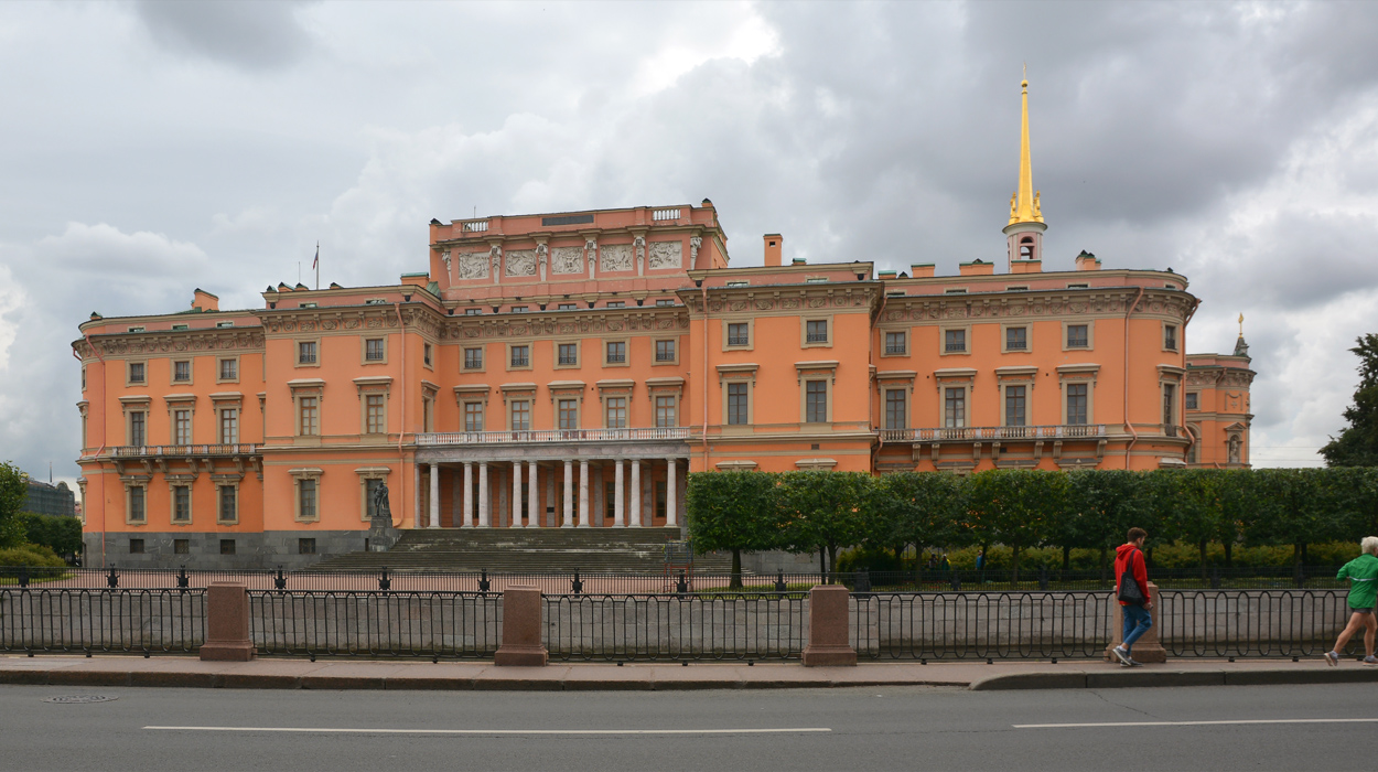 Petersburg, Садовая улица, 2