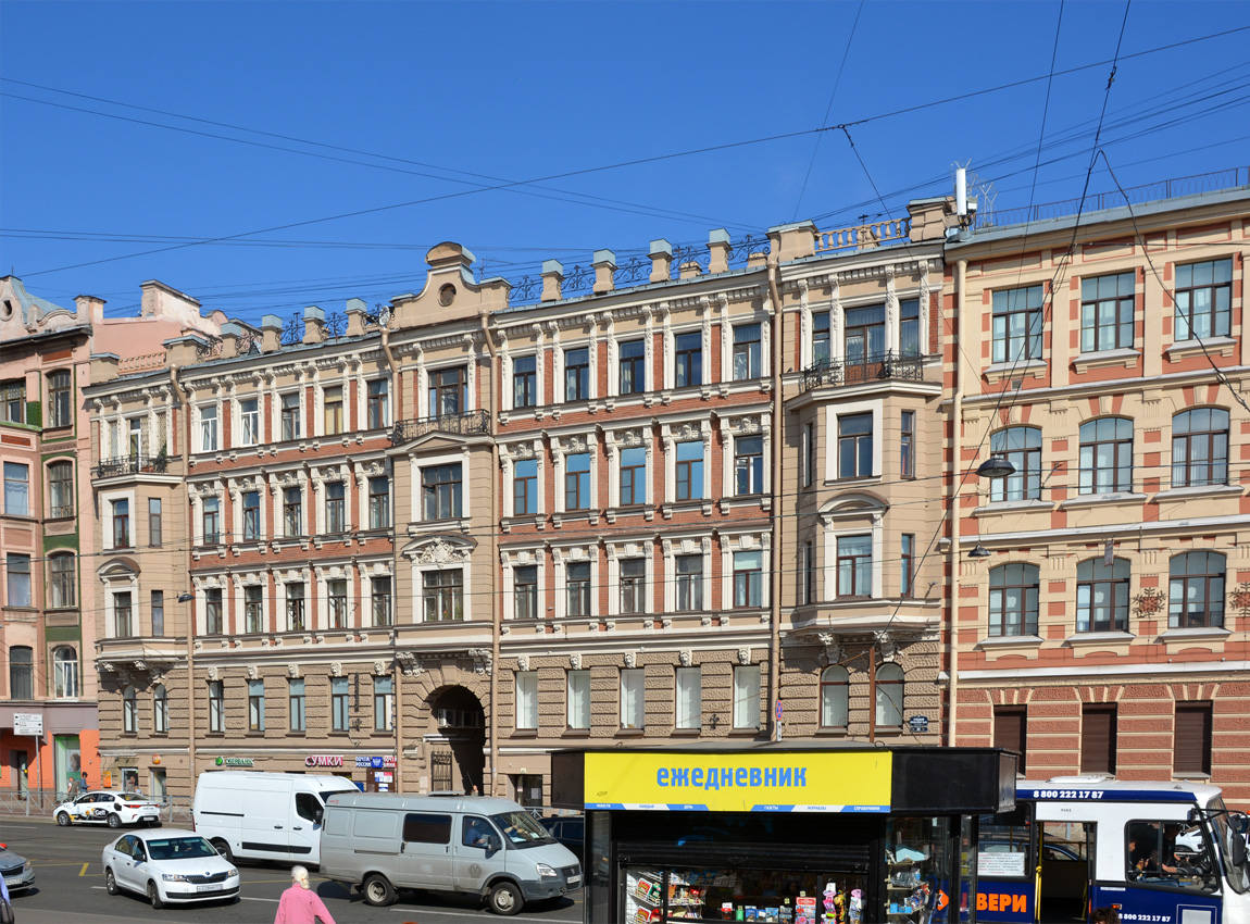 Petersburg, Средний проспект В. О., 33