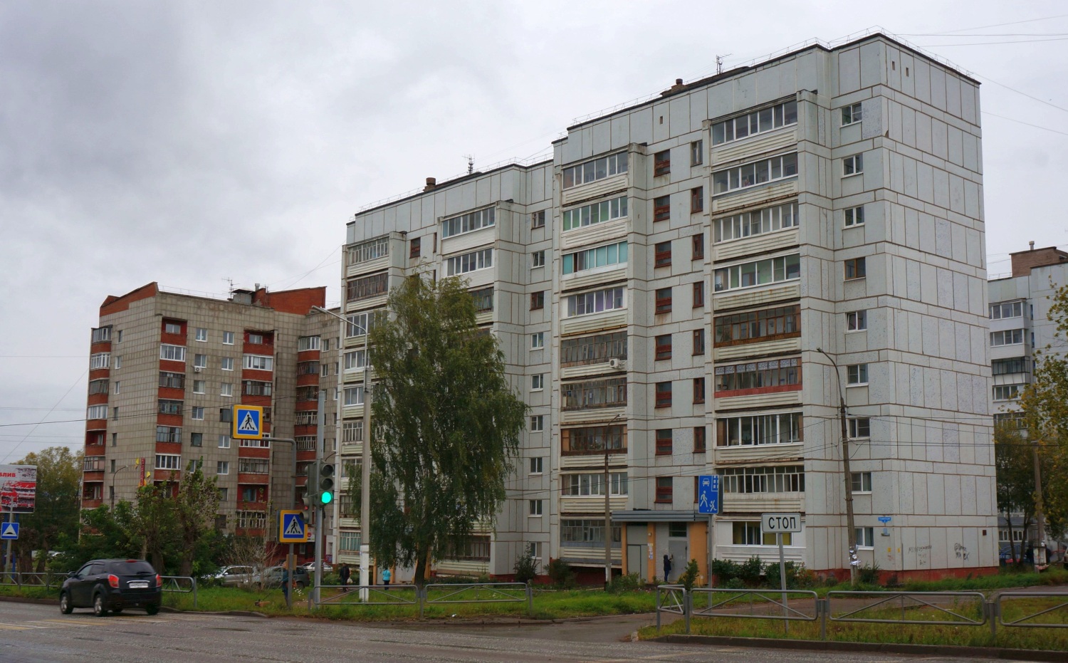 Chaykovsky, Советская улица, 3; Советская улица, 1