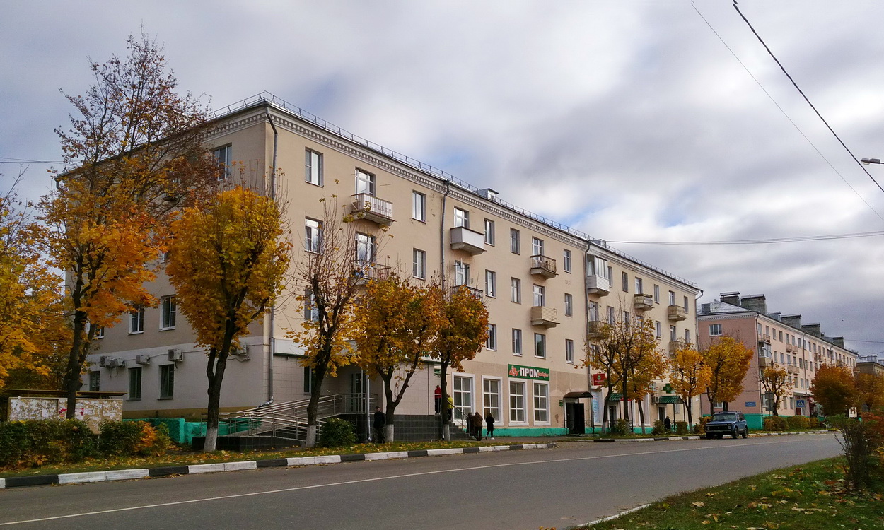 Krasnozavodsk, Улица 1 Мая, 35; Улица 1 Мая, 37