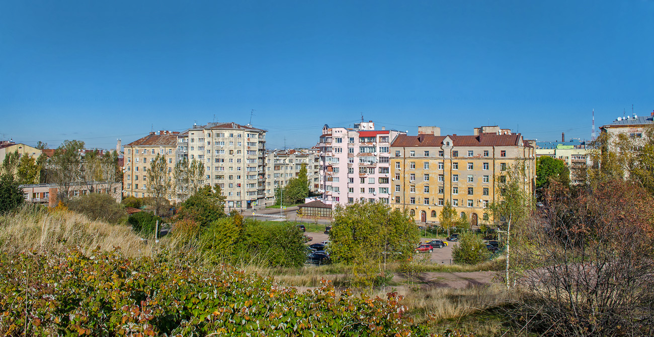 Vyborg, Московский проспект, 1; Улица Морская Набережная, 36