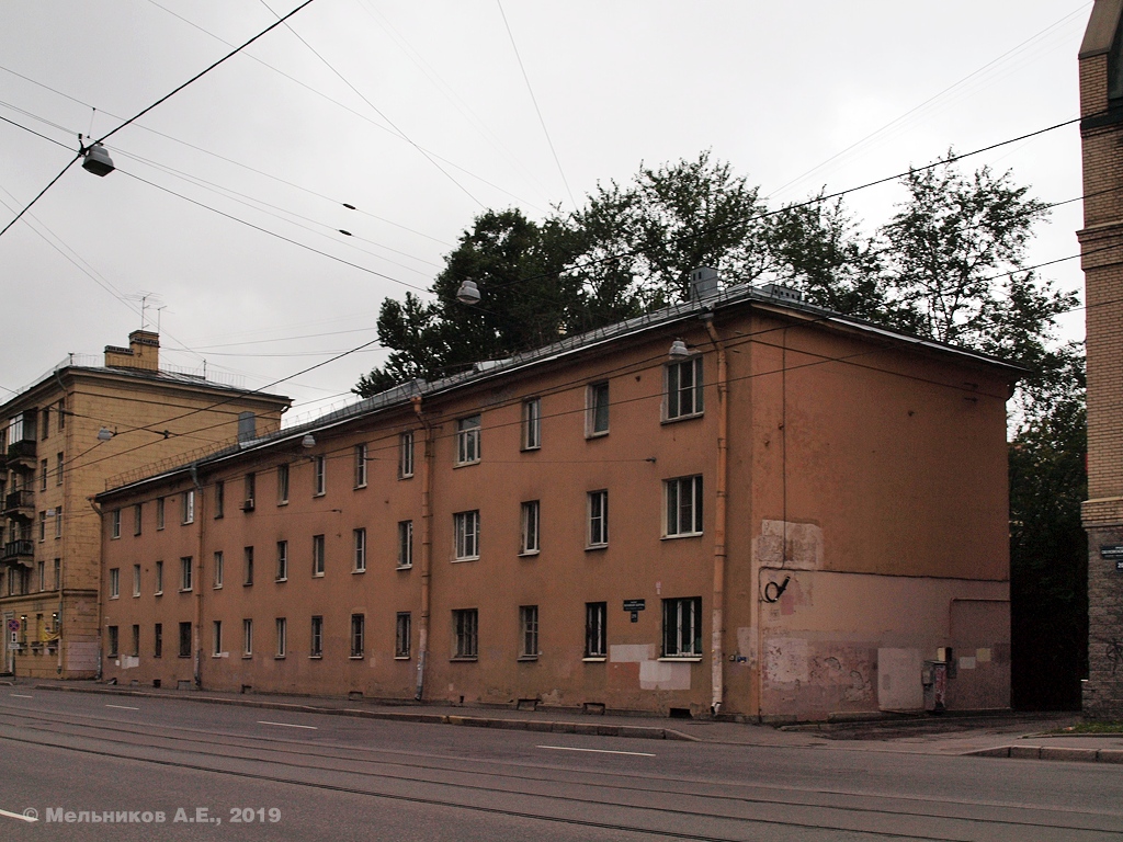 Sankt Petersburg, Проспект Обуховской Обороны, 215