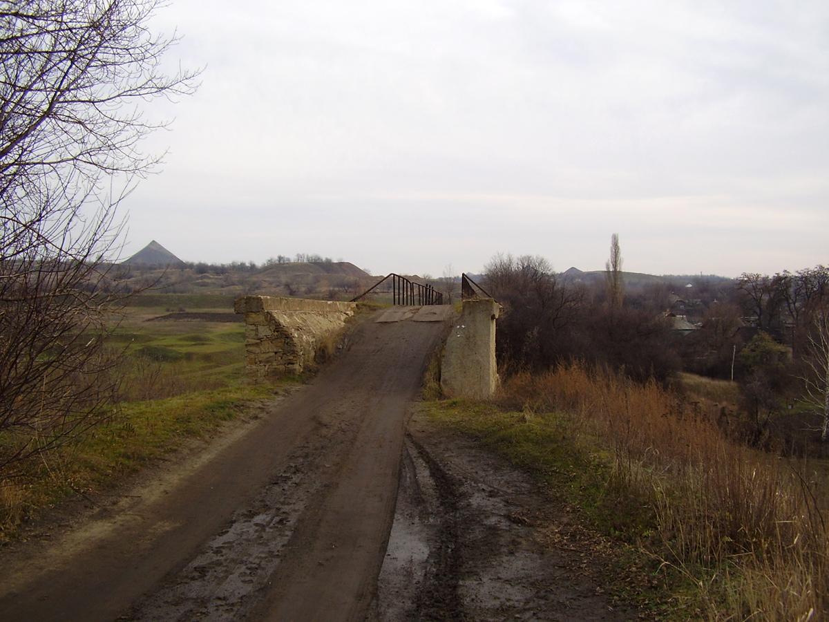 Голубовка, Мост через реку Лугань