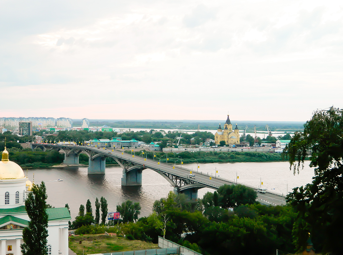 Nizhny Novgorod, Керченская улица, Канавинский мост