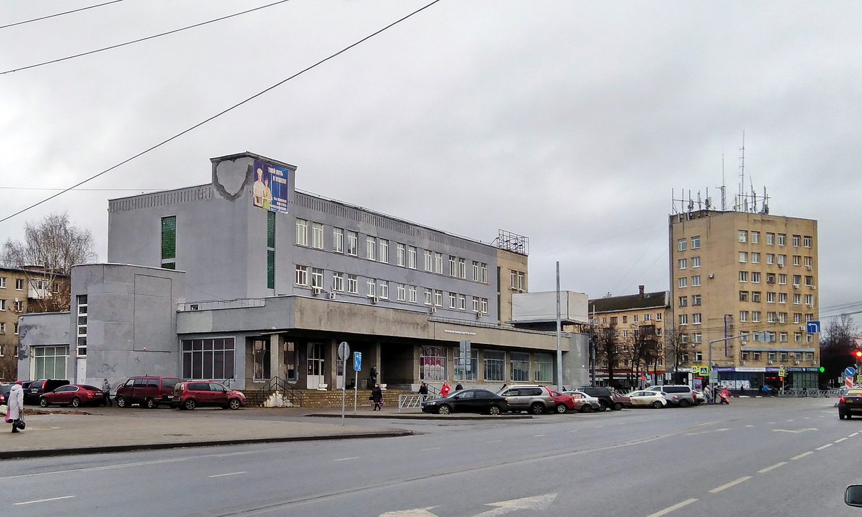 Yaroslavl, Угличская улица, 24; Угличская улица, 24; Проспект Ленина, 61А