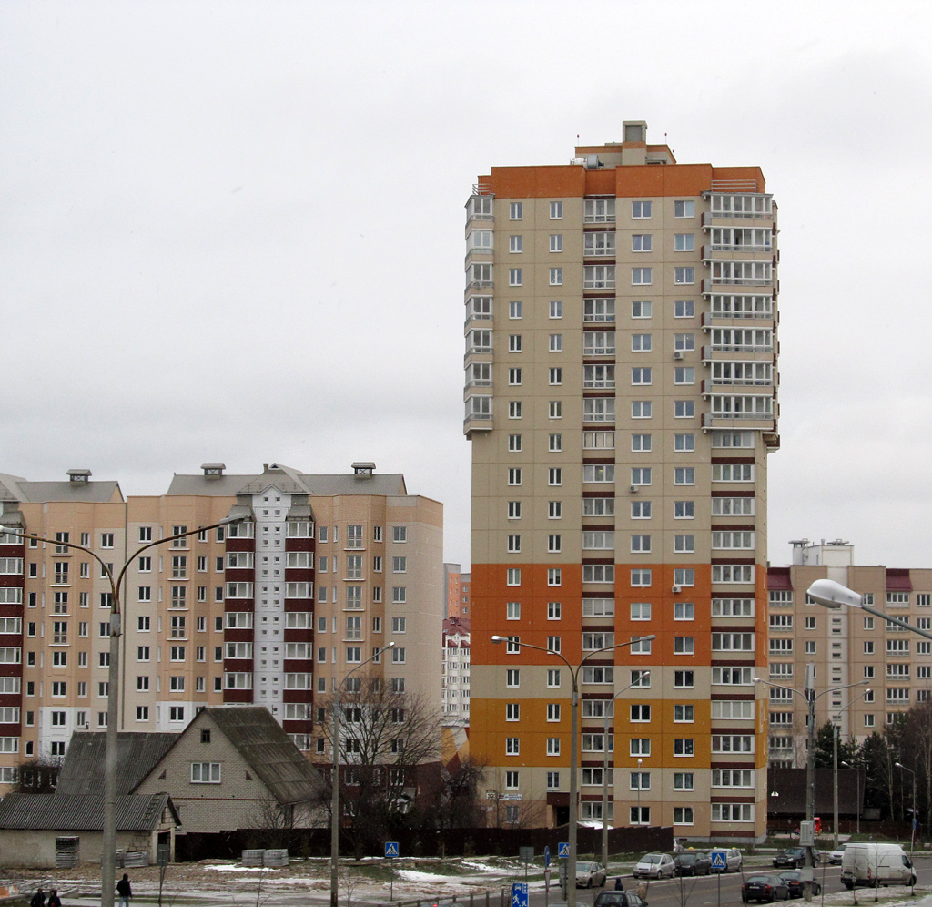 Минск, Улица Малакович, 4; Улица Маршала Лосика, 32