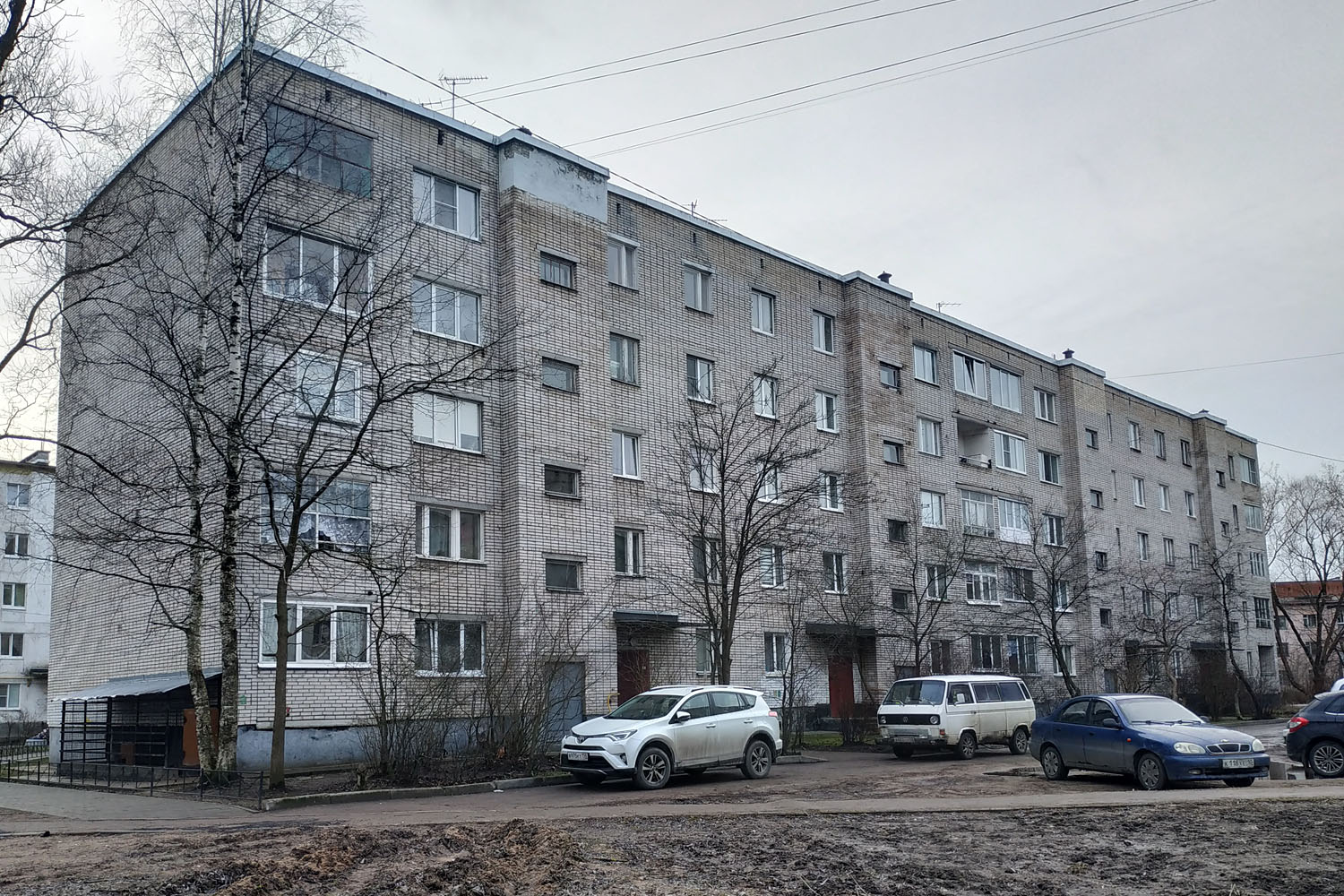 Krasny Bor, Комсомольская улица, 14