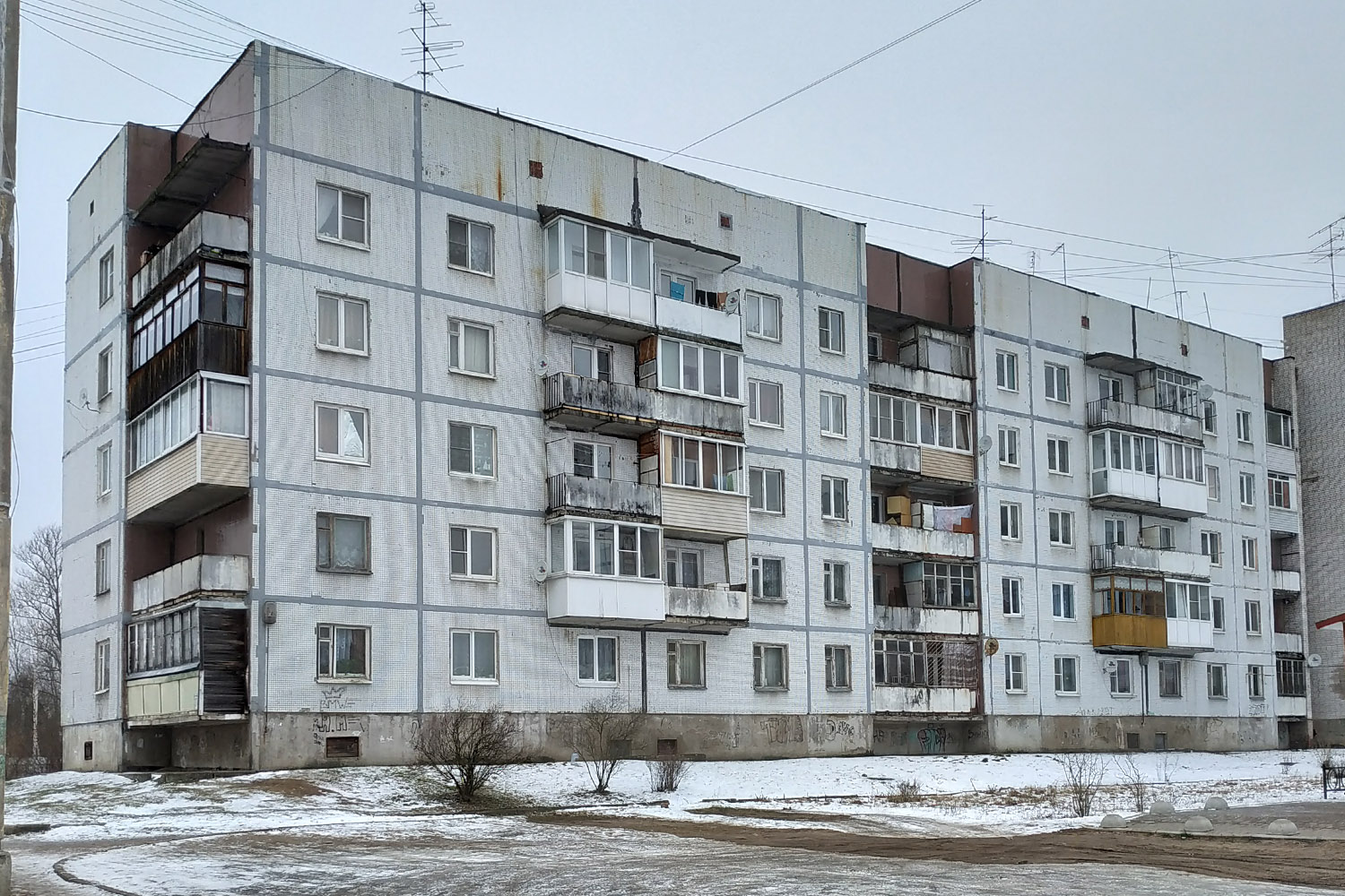 Mga, Комсомольский проспект, 56 (подъезды 5-6)