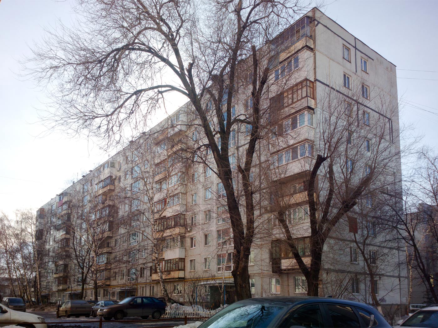 Samara, Революционная улица, 148