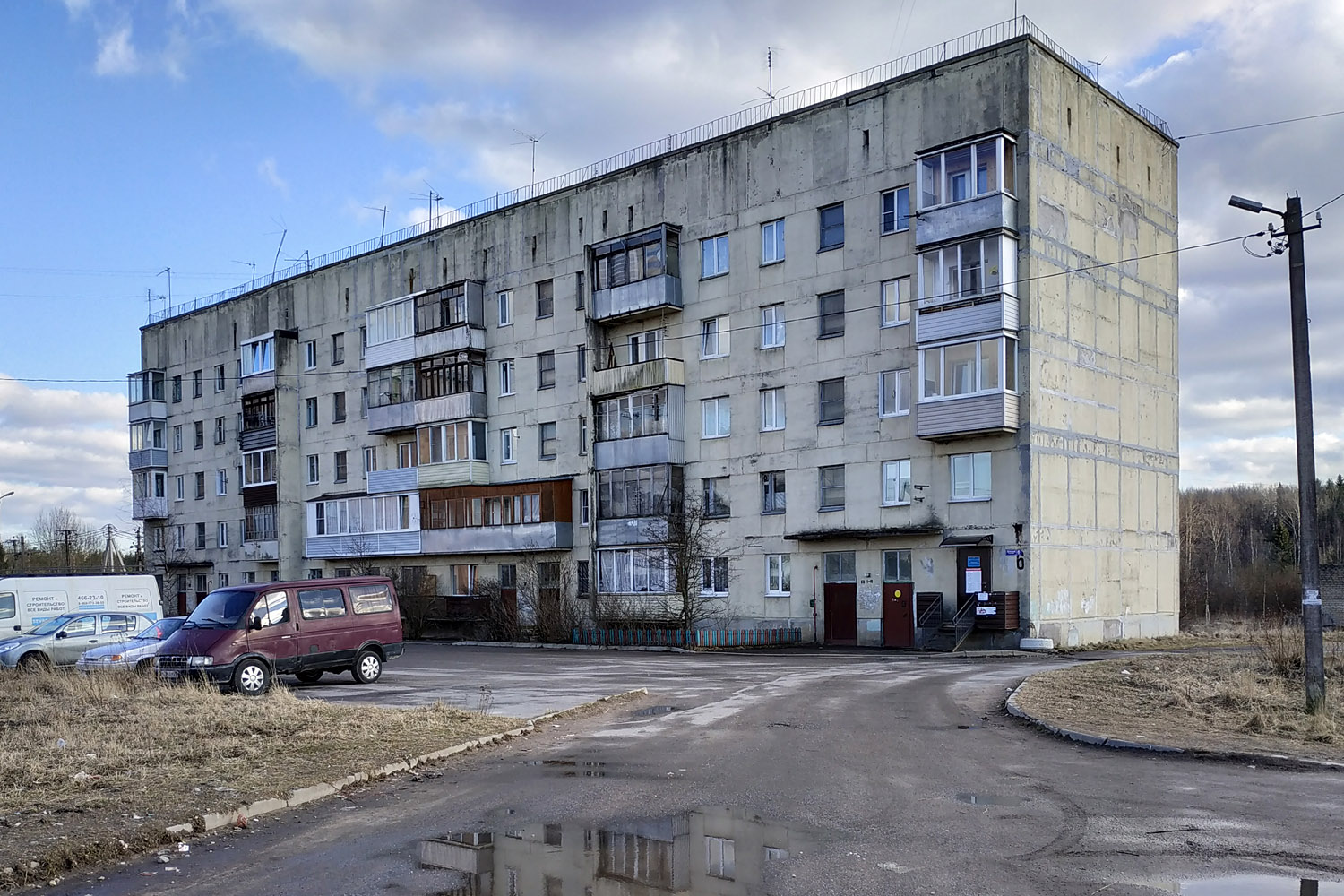 Gatchina District, other localities, Семрино, Большой проспект, 6