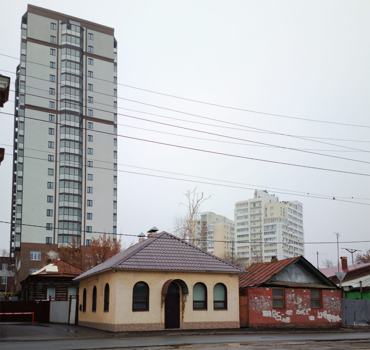 Samara, Улица Буянова, 120 (п.2); Арцыбушевская улица, 141; Арцыбушевская улица, 139; Арцыбушевская улица, 137