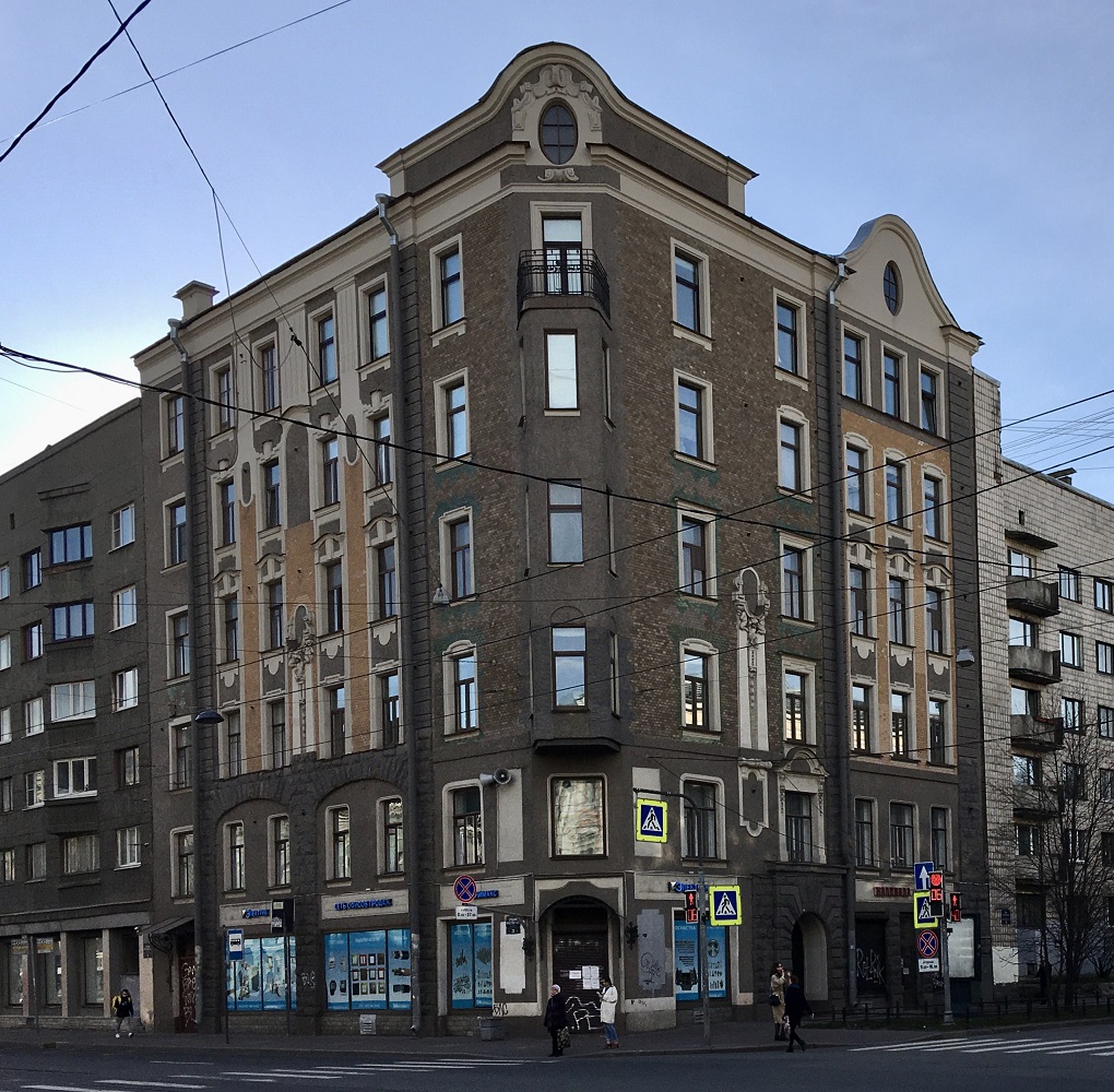 Saint Petersburg, Средний проспект В. О., 23