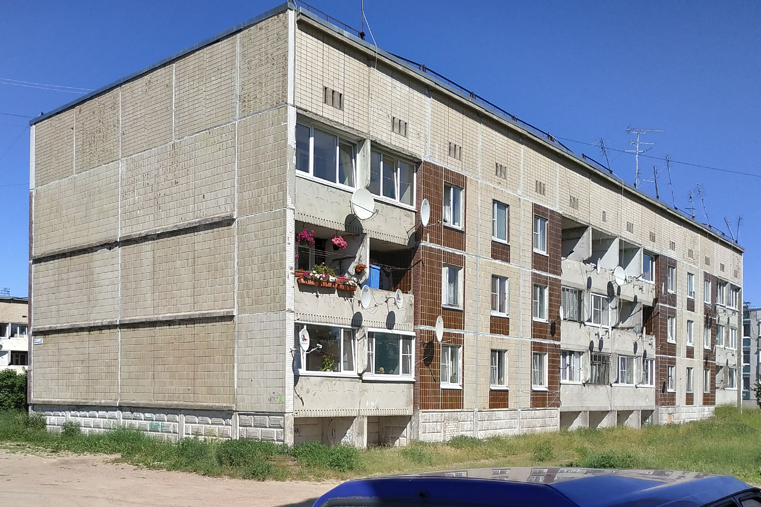 Vyborg District, other localities, Кирпичное, Комсомольская улица, 8 корп. 2