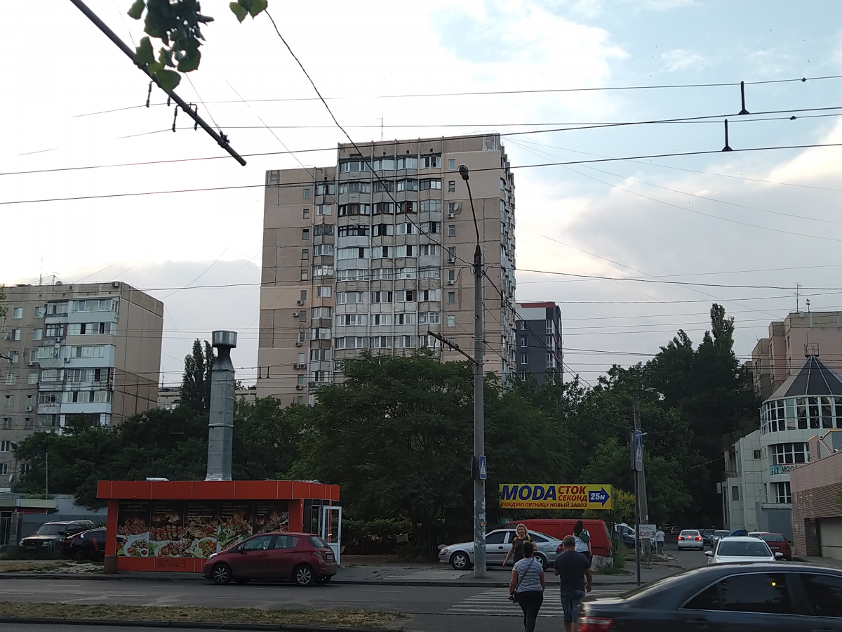 Odesa, Проспект Академіка Глушка, 20