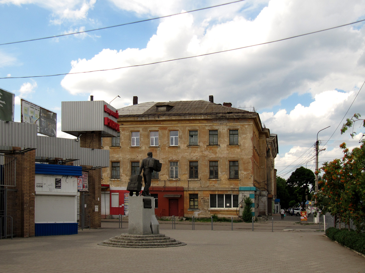 Slovyans'k, Шелковичная улица, 16