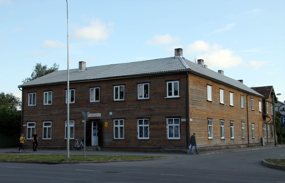 Pärnu, Riia maantee, 75