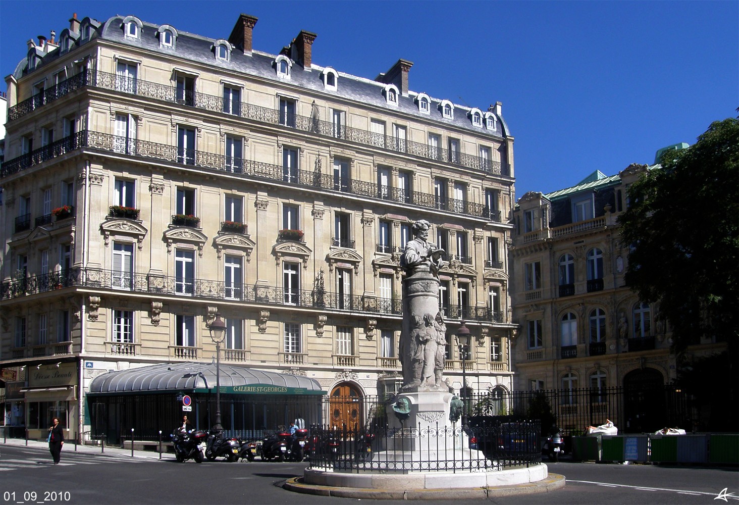 Paris, Rue Notre-Dame de Lorette, 32