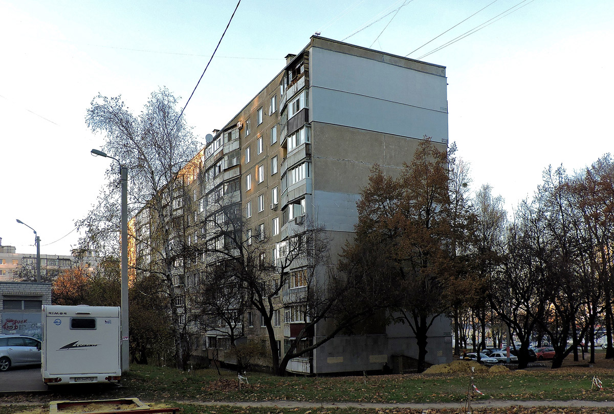 Charkow, Улица Героев Труда, 32