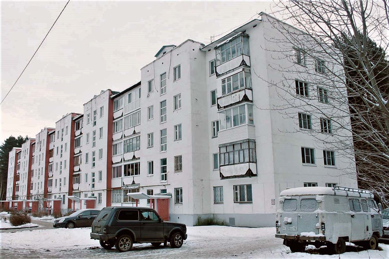 Izhevsk, Улица 30 лет Победы, 94