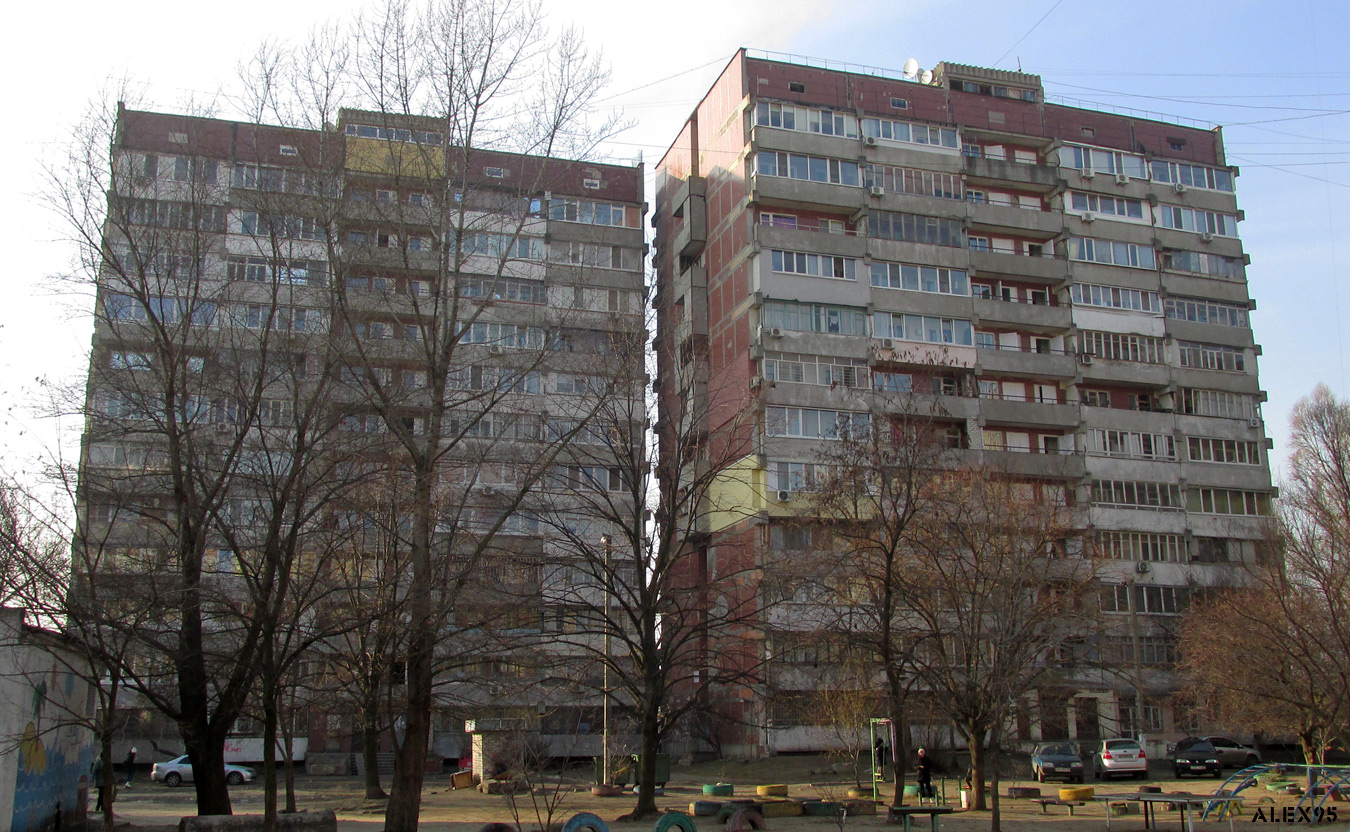 Dnipro, Улица Богомаза, 198; Улица Богомаза, 200