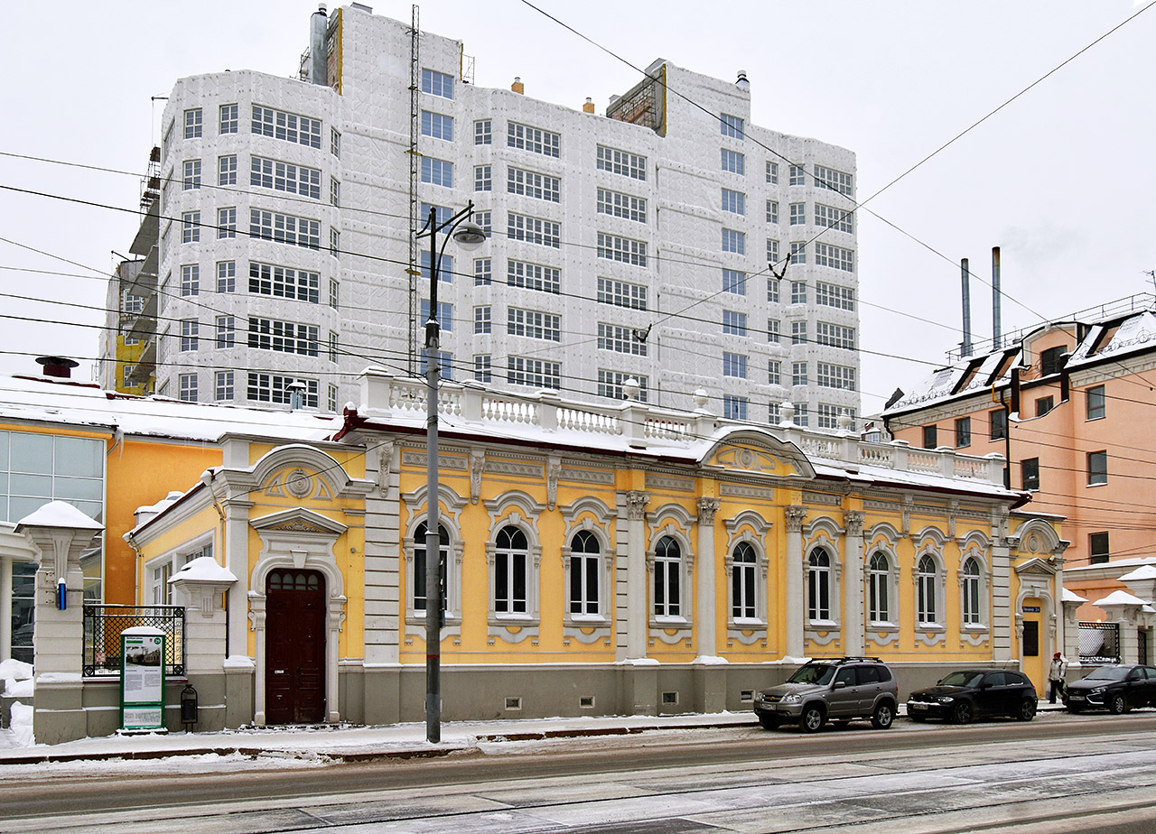 Пермь, Улица Ленина, 24; Пермская улица, 33