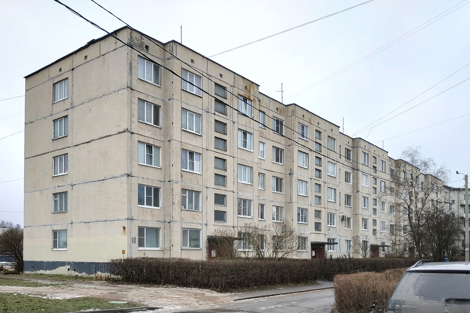 Lomonosov District, other localities, Горбунки, 18 (подъезды 1-5)