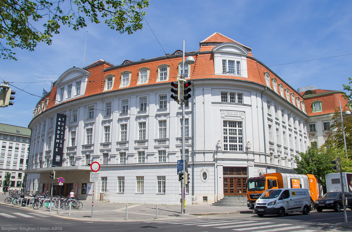 Vienna, Lothringerstraße, 18