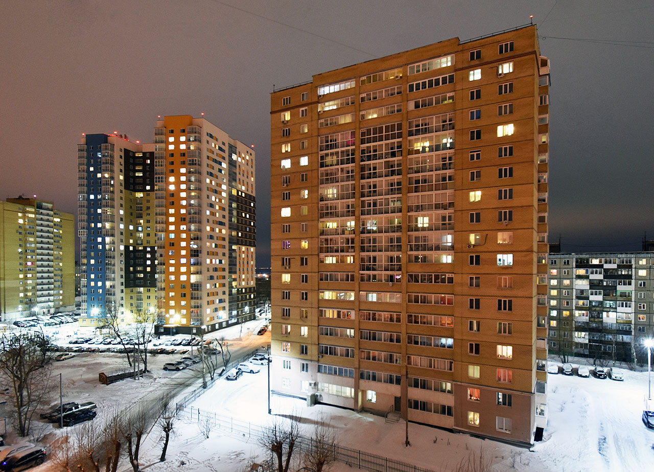 Perm, Улица Строителей, 28; Улица Строителей, 34А