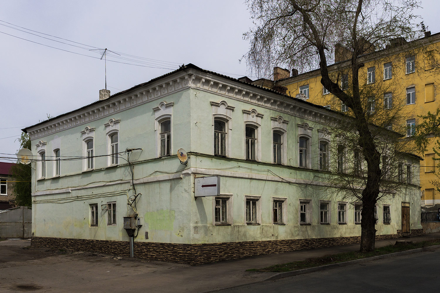 Samara, Улица Кутякова, 10