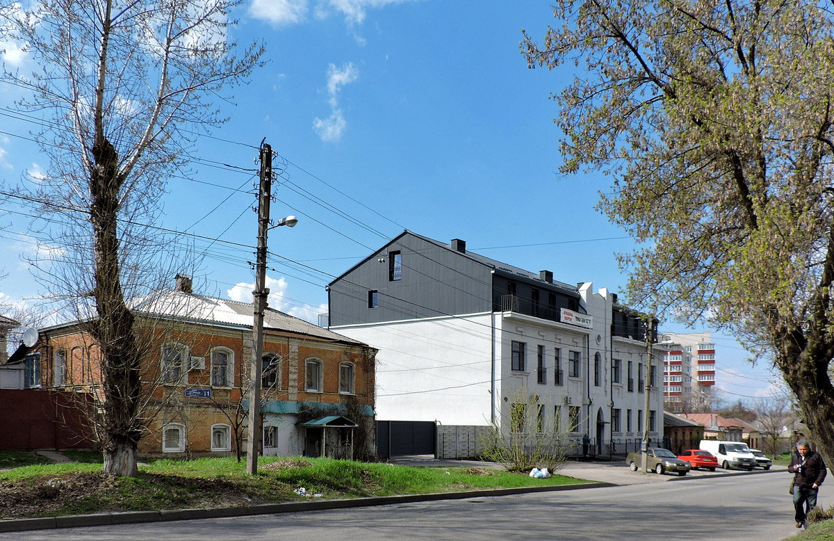 Харьков, Озерянская улица, 11; Озерянская улица, 13
