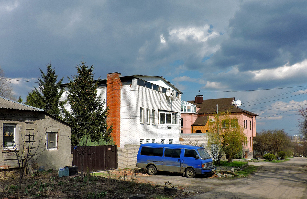 Kharkov, Якубовский переулок, 22; Улица Левченко, 17