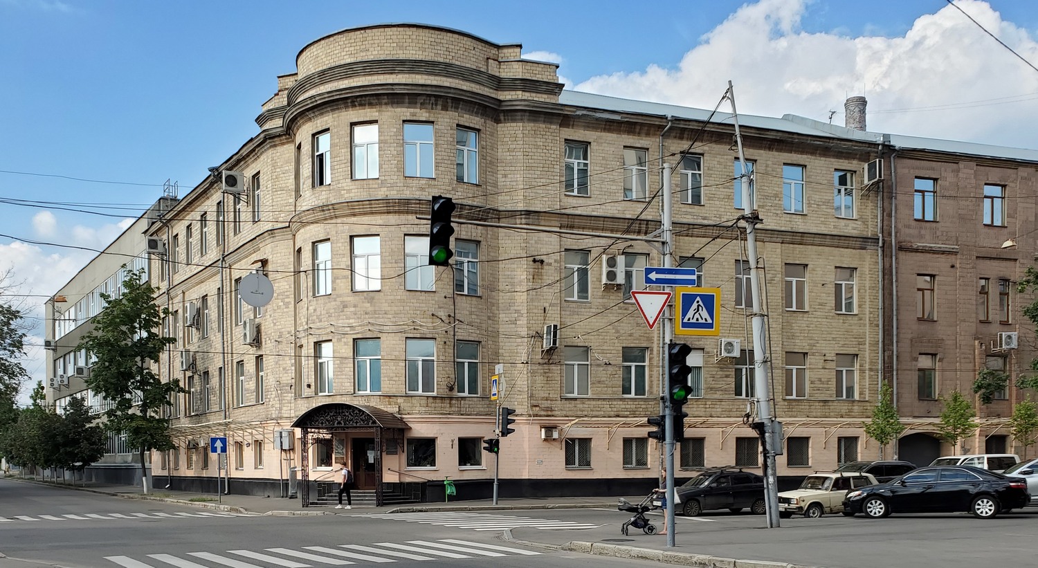 Charków, Кацарская улица, 24-26