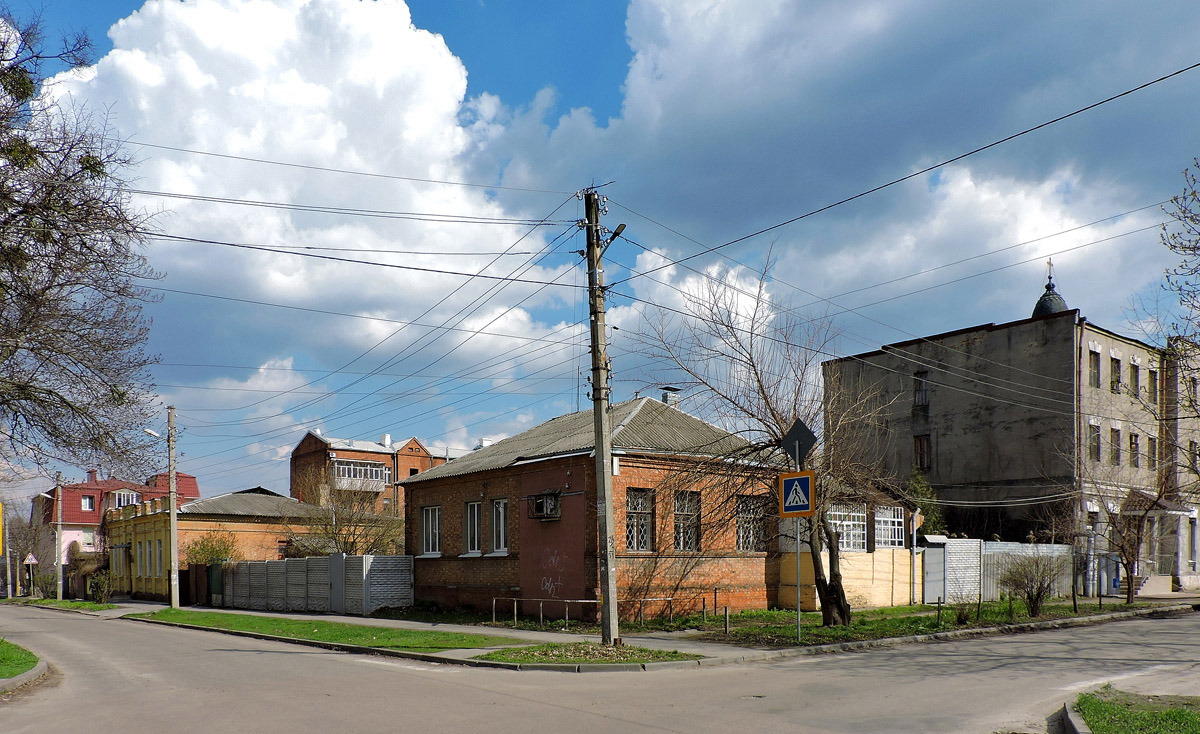 Харьков, Ильинская улица, 37; Териховская улица, 4; Ильинская улица, 35А