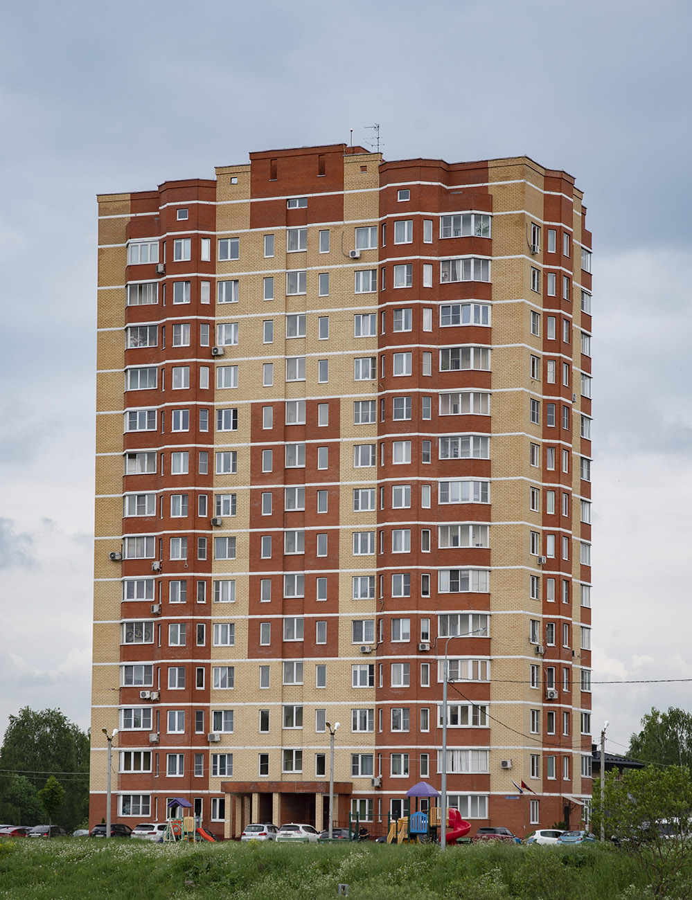 Settlement Voronovskoe, пос. ЛМС, микрорайон Центральный, 32