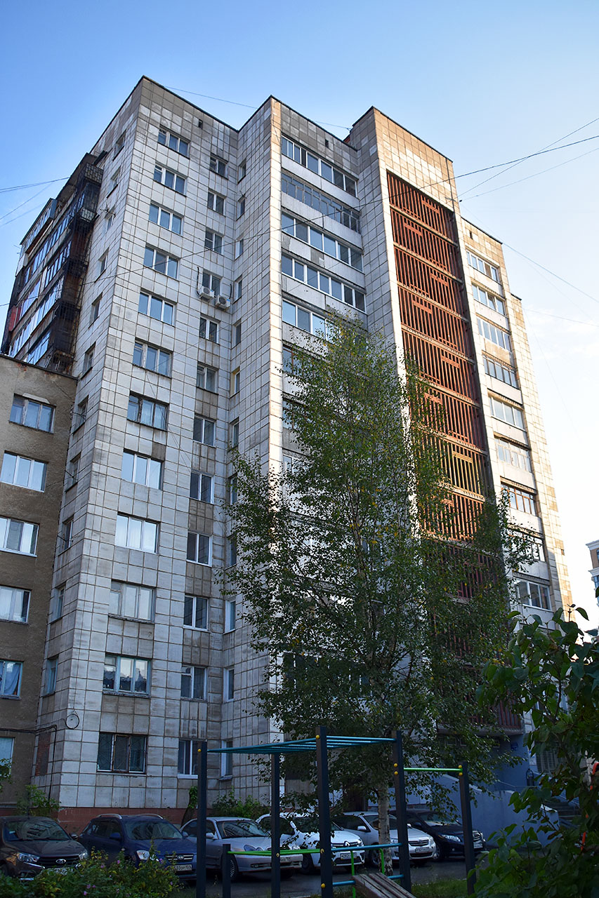 Perm, Улица Луначарского, 26