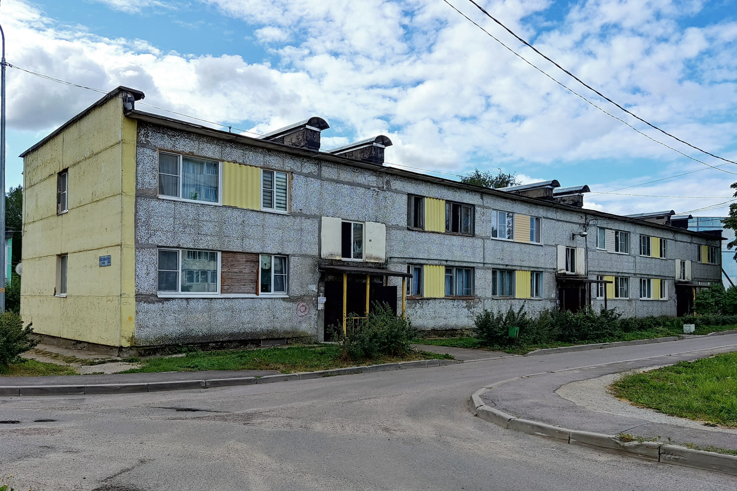 Priozersk District, other localities, Петровское, Шоссейная улица, 32