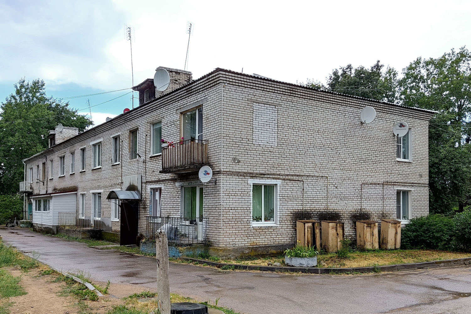 Priozersk District, other localities, Петровское, Шоссейная улица, 18